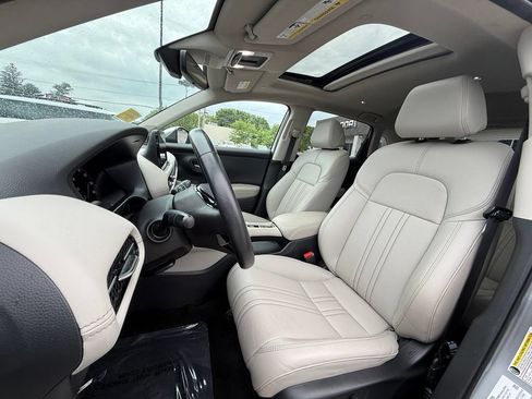 Used 2025 Honda HR-V EX-L image 20