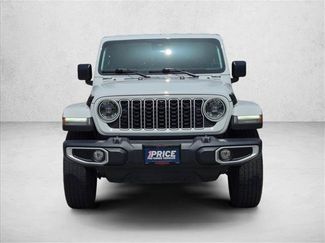 Used 2024 Jeep Wrangler Unlimited Sahara w/ Technology Group AWD/4WD video 2