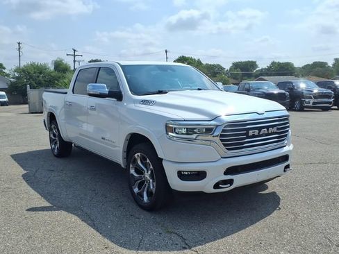 Used 2019 RAM 1500 Limited AWD/4WD image 3