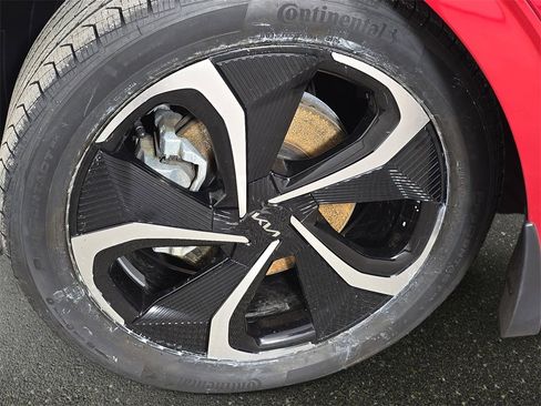 Used 2022 Kia EV6 GT-Line w/ GT-Line Suede Seat Package image 36