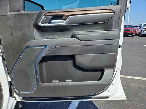 Certified 2025 Chevrolet Silverado 1500 LT w/ Safety Package RWD image 29