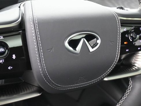 New 2026 INFINITI QX80 Autograph image 13