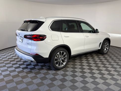 Used 2026 BMW X5 sDrive40i w/ Parking Assistance Package RWD image 9
