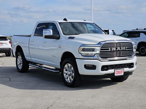 Used 2023 RAM 2500 Laramie AWD/4WD image 3