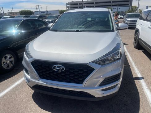 Used 2021 Hyundai Tucson SE w/ Cargo Package FWD image 5