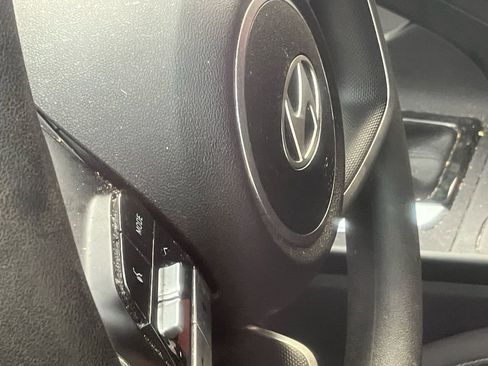 Used 2024 Hyundai Elantra SEL image 10