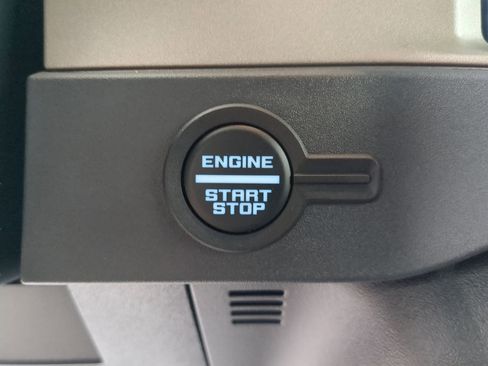 New 2025 Ford Bronco Outer Banks w/ Black Appearance Package image 63