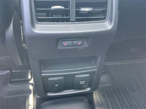 Used 2015 Ford Edge Titanium w/ Equipment Group 302A image 19