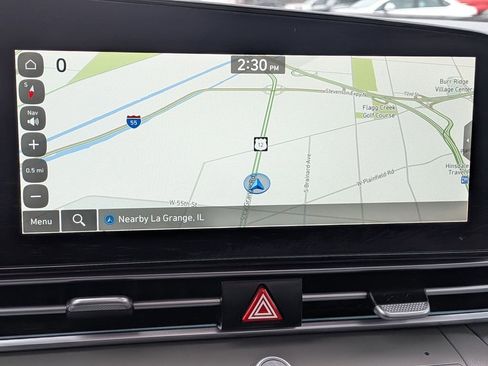 Used 2025 Hyundai Elantra SEL image 17