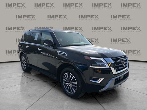 Used 2024 Nissan Armada SL AWD/4WD image 7