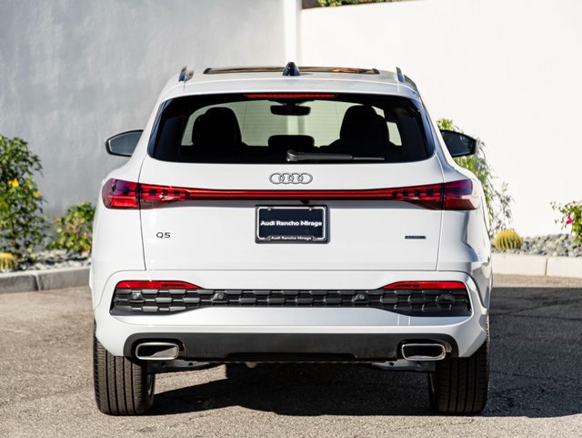 Used 2025 Audi Q5 Premium Plus AWD/4WD image 8