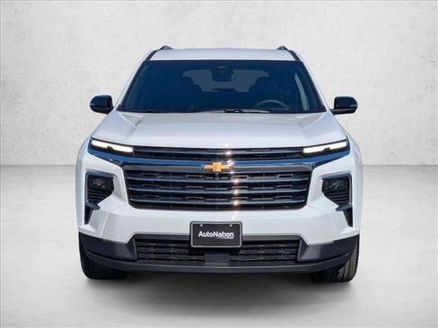 New 2026 Chevrolet Traverse LT w/ Driver Confidence Package image 6