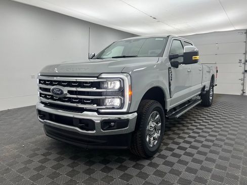 New 2026 Ford F350 Lariat w/ Chrome Package image 13