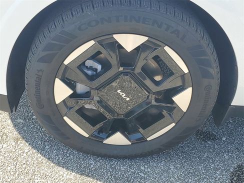 New 2026 Kia Carnival EX image 31