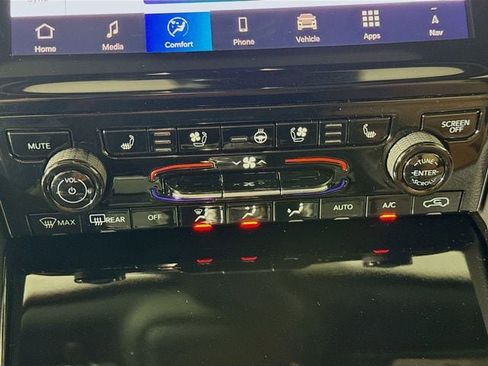 New 2025 Jeep Grand Cherokee Summit w/ Obsidian Package image 19