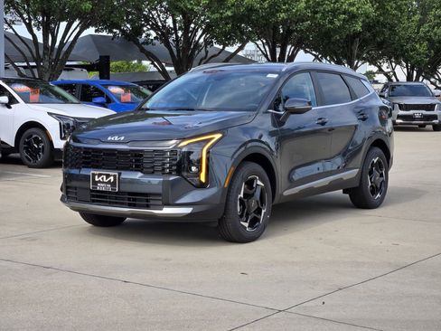 New 2026 Kia Sportage EX AWD/4WD image 2