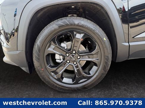 New 2026 Chevrolet Equinox LT w/ Midnight Edition AWD/4WD image 9