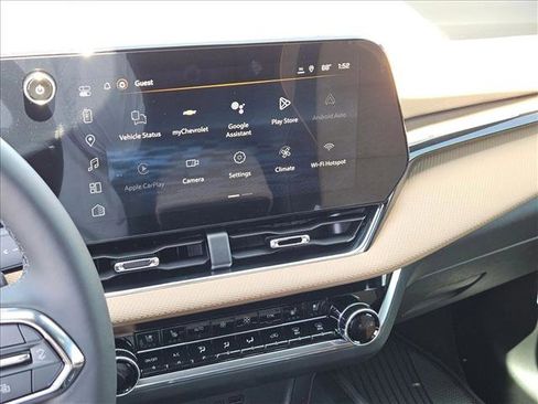 New 2026 Chevrolet Equinox ACTIV w/ Convenience Package III FWD image 12