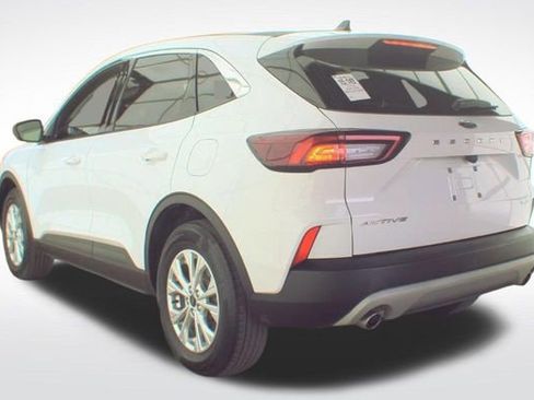 Used 2024 Ford Escape Active AWD/4WD image 11