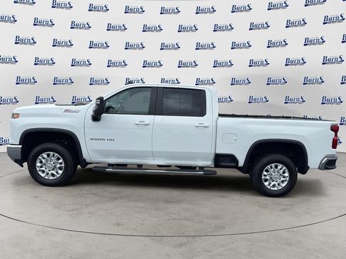 Used 2025 Chevrolet Silverado 2500 LT AWD/4WD image 4
