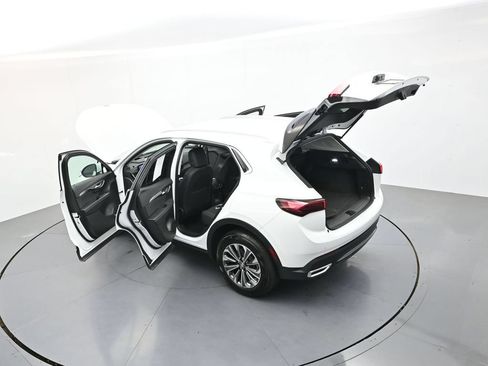 Used 2024 Buick Envision Preferred AWD/4WD image 44