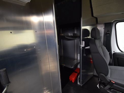New 2024 RAM ProMaster 3500 w/ Delivery Van Package FWD image 21