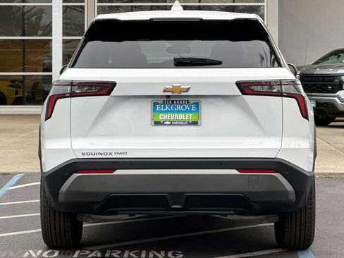 New 2026 Chevrolet Equinox LT image 4