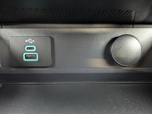 New 2025 Ford Mustang Coupe image 15