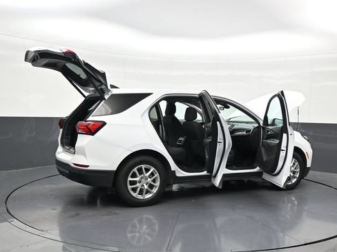 Used 2022 Chevrolet Equinox LT FWD image 31
