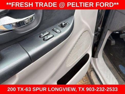 Used 2004 Ford F150 Lightning RWD image 12