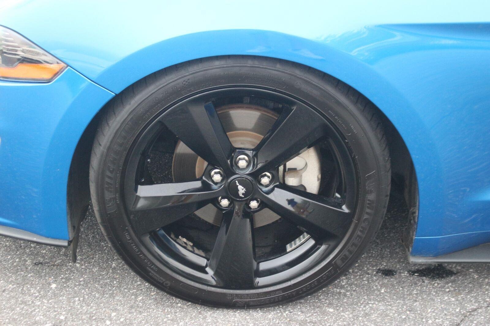 Used 2021 Ford Mustang Premium w/ Equipment Group 201A RWD image 35