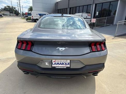 New 2025 Ford Mustang Coupe image 5