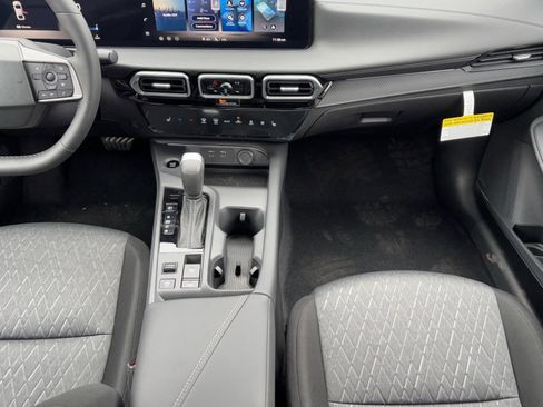 New 2026 Nissan Sentra SV w/ SV Convenience Package FWD image 16
