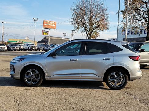 Used 2023 Ford Escape ST-Line w/ Tech Pack #1 image 3