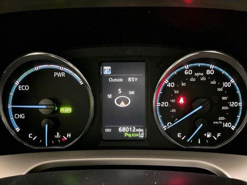 Used 2018 Toyota RAV4 Limited AWD/4WD image 20