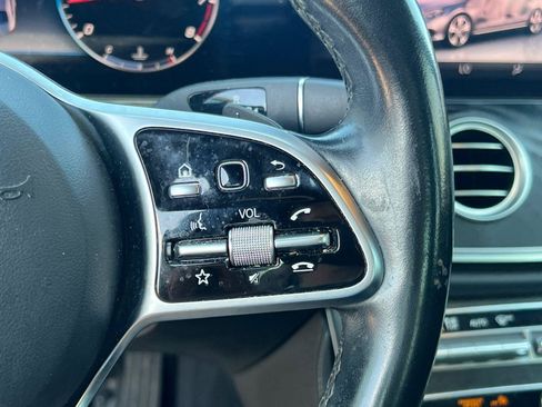 Used 2020 Mercedes-Benz E 350 Sedan image 26