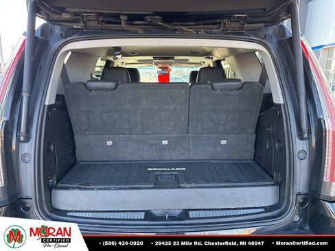 Used 2019 Cadillac Escalade Premium Luxury AWD/4WD image 34