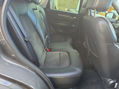 Used 2017 MAZDA CX-5 Touring w/ Preferred Equipment Package image 28