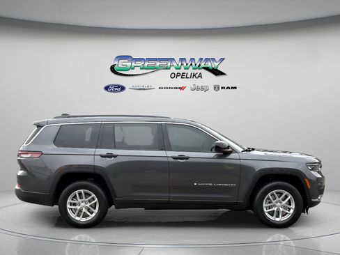 New 2026 Jeep Grand Cherokee L 2WD image 8