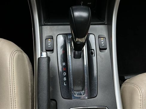 Used 2015 Honda Accord EX-L image 31