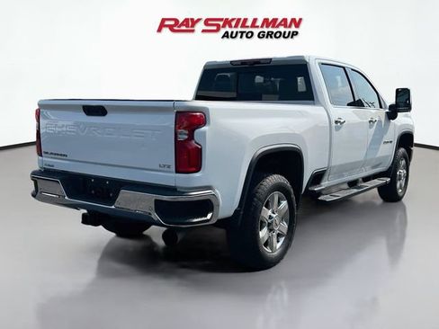Used 2022 Chevrolet Silverado 2500 LTZ w/ LTZ Plus Package AWD/4WD image 7