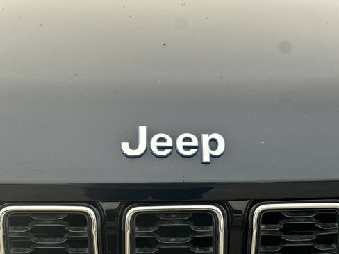 Used 2023 Jeep Grand Cherokee 4WD 4xe image 22