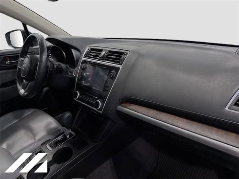 Used 2019 Subaru Outback 2.5i Limited w/ Popular Package #2 image 33