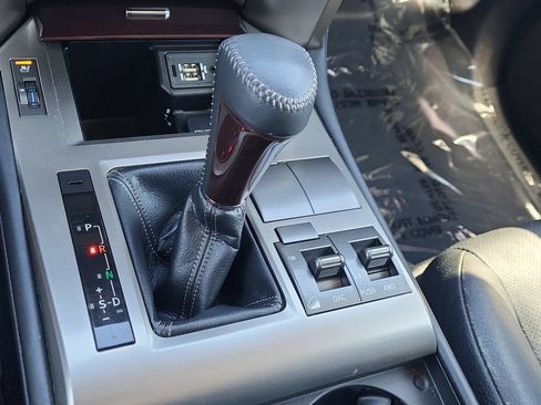 Used 2018 Lexus GX 460 Premium w/ Premium Package AWD/4WD image 30