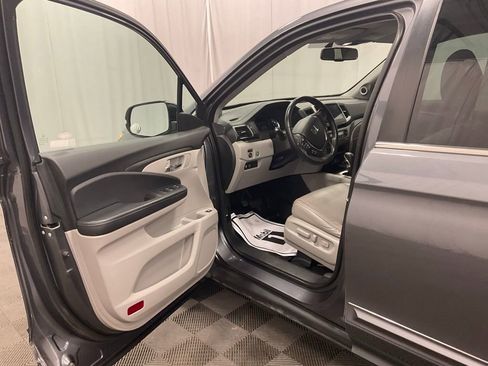 Used 2019 Honda Ridgeline RTL-T image 7