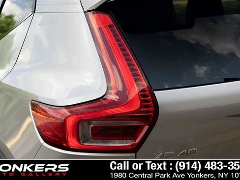 Used 2023 Volvo XC40 B5 Ultimate w/ Protection Package Premier image 15