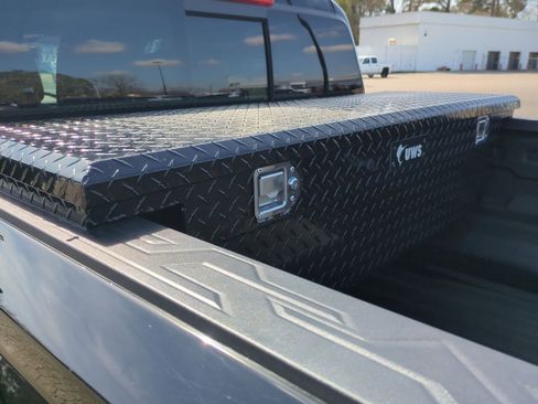 Certified 2023 GMC Canyon AT4 w/ AT4 Premium Package image 36