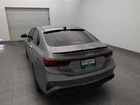Used 2024 Kia Forte LXS w/ LXS Technology Package FWD image 6