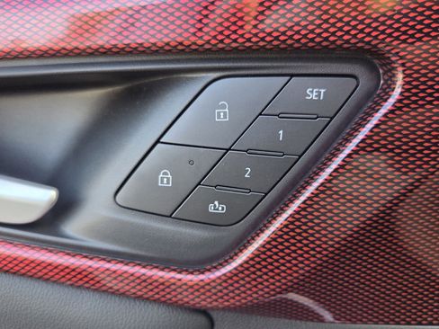 New 2026 Chevrolet Traverse RS w/ LPO, Floor Liner Package FWD image 36