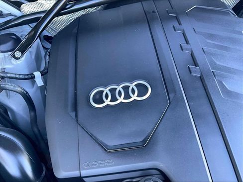 Used 2023 Audi Q5 2.0T Premium w/ Convenience Package AWD/4WD image 34